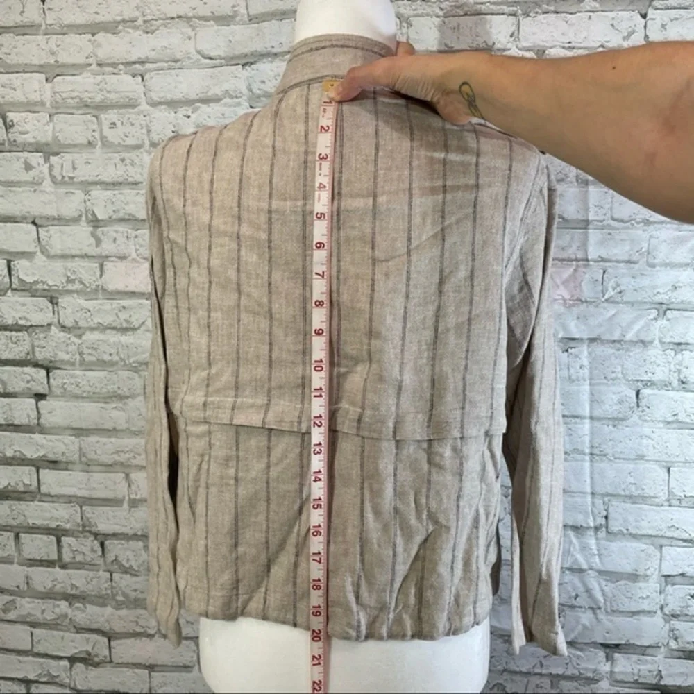 VINCE CAMUTO Light Stone Stripe Blazer Small - Picture 9 of 12